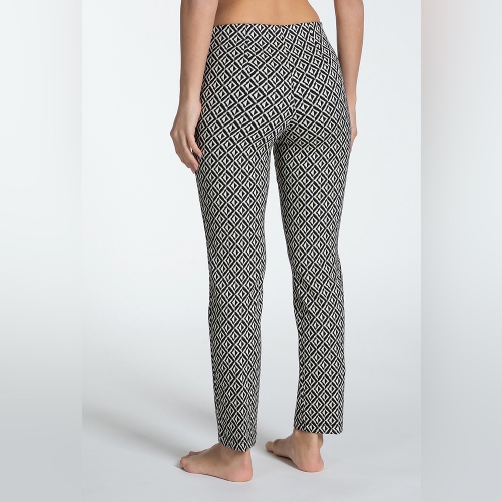 Ann Taylor Loft  Skinny Ankle Pants featuring a geometric patten 0626  4P